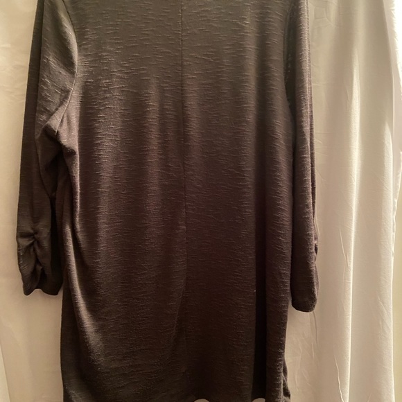 Ladies khaki green swall collar sweater with gathered 3/4 sleeves - Picture 8 of 9